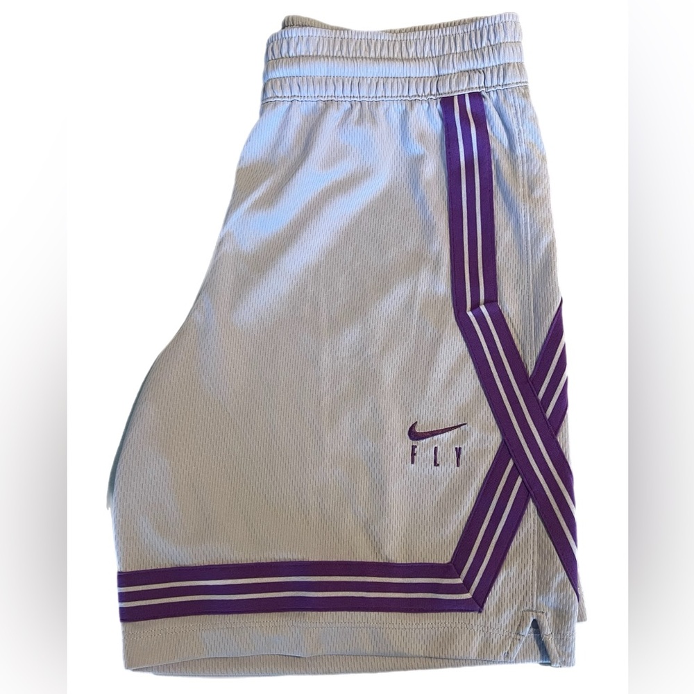 Girls Purple Nike Fly Basketball Shorts Size XL